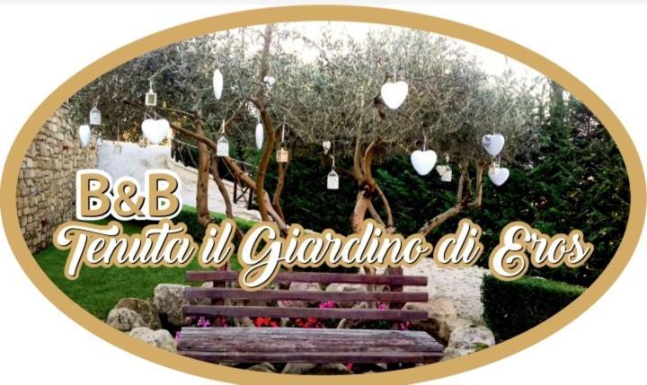 Tenuta Il Giardino Di Eros Albanella Exteriör bild